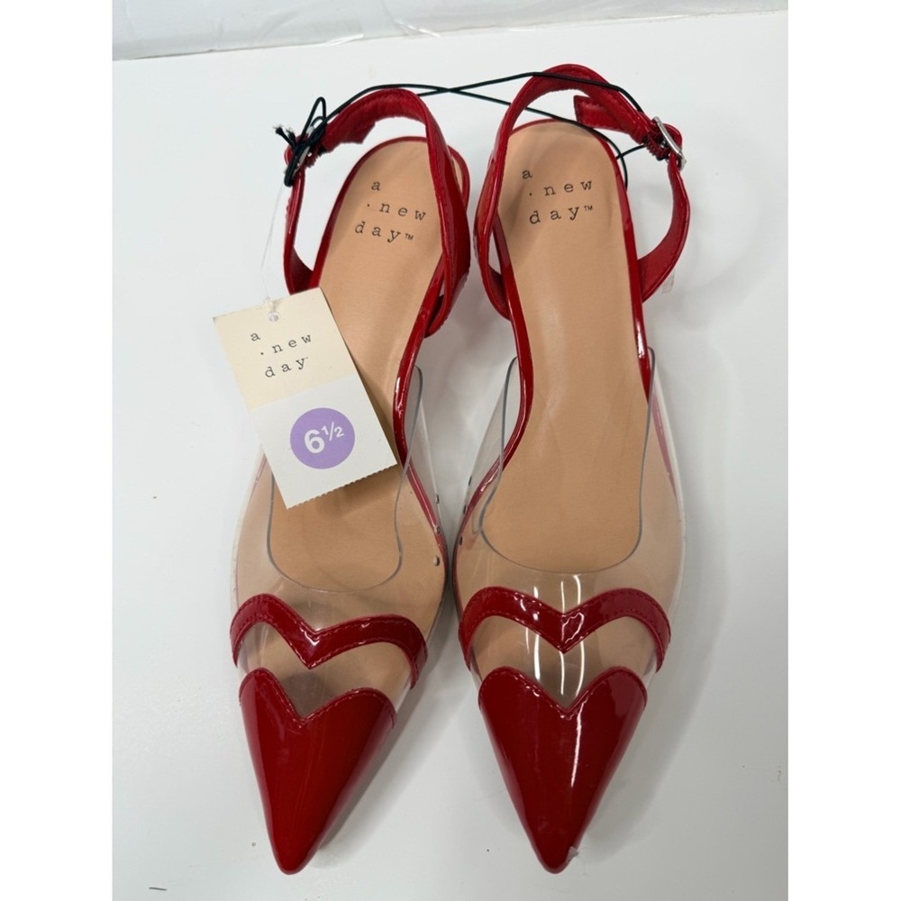 A New Day Red Patent PVC Heart Detail Kitten Heel Slingbacks NWT Size 6.5